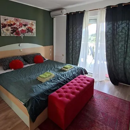 Apartment By The Sea Supetarska Draga - Gonar, Rab - 27566