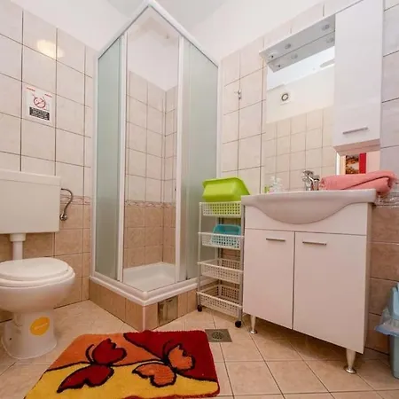 Apartment By The Sea Supetarska Draga - Gonar, Rab - 27566