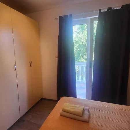 Apartament By The Sea Supetarska Draga - Gonar, Rab - 27566
